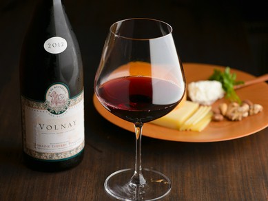 温泉街で楽しむフランス料理。北陸地方では珍しいワインを堪能