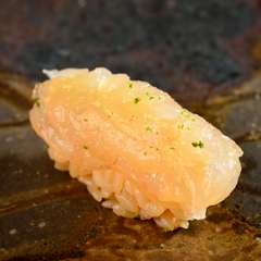 最高の素材を手頃な価格で楽しめるランチも評判