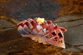 ひと手間で甘みをいっそう引き出す『鯵』