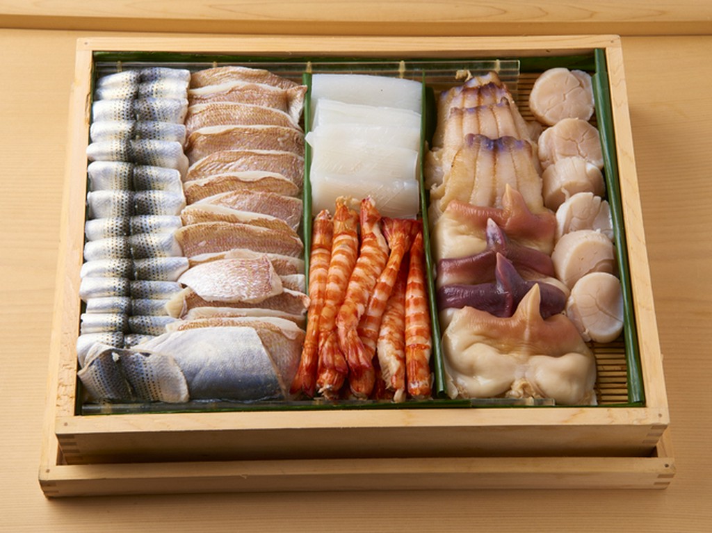 鮮度は当然、加藤大親方から学んだ江戸前の仕事を施す