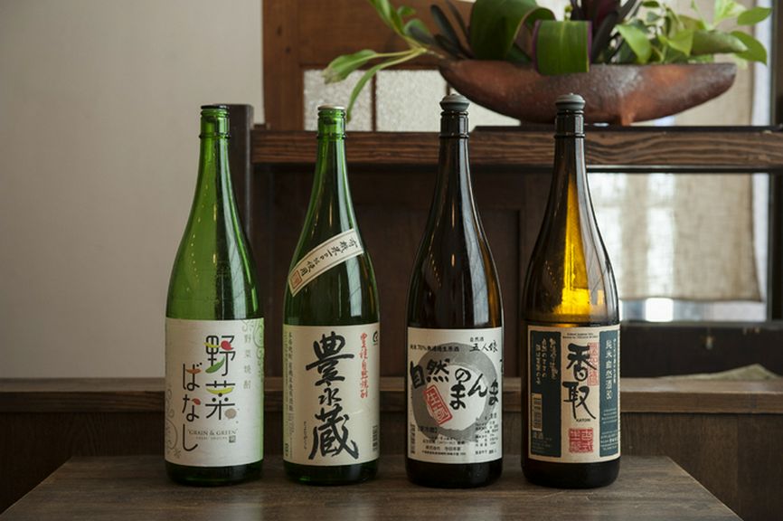 手仕込みにこだわった、オーガニックな日本酒も