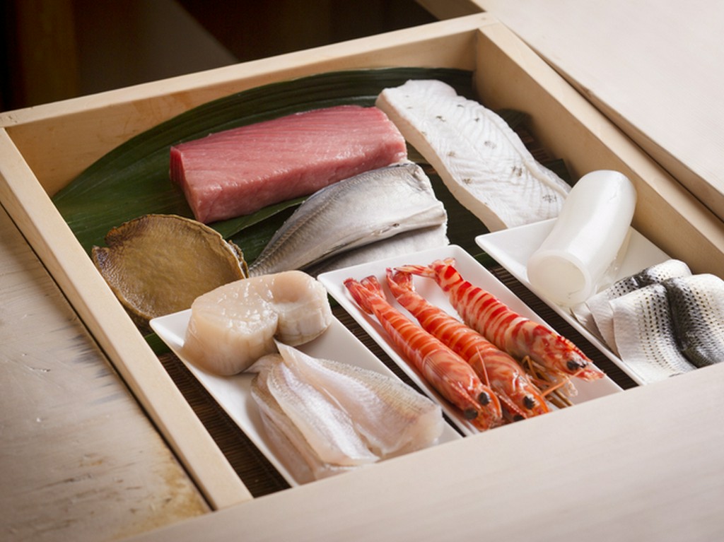 東京ではなかなか出回らない希少な魚介も