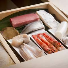 東京ではなかなか出回らない希少な魚介も