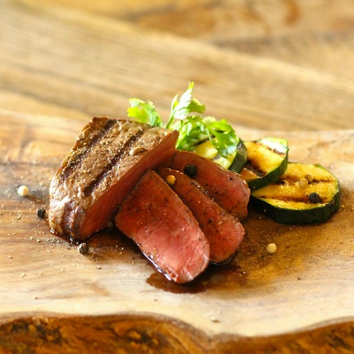 だちょうのフィレ肉のロースト