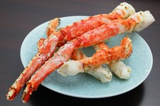 コースでしか食せないタラバガニ！　峰岡豆腐や銀ムツ西京焼き等お店の人気メニューをお楽しみ下さい。