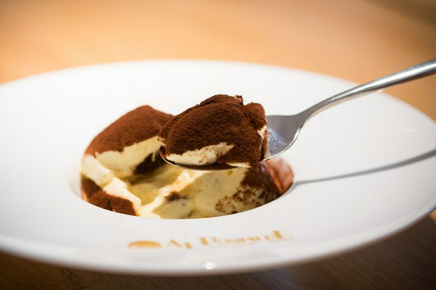 世界一と称された『アルポンピエーレ特製　ティラミス　〜Worlds Best Tiramisu〜』