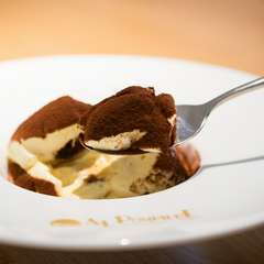 世界一と称された『アルポンピエーレ特製　ティラミス　～Worlds Best Tiramisu～』