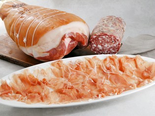 マルコ＆サルミエーレおすすめのアルポンピエーレ生ハム