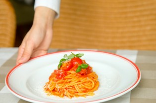 本店とリンクした上質な食材