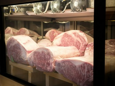 シェフが厳選した黒毛和牛