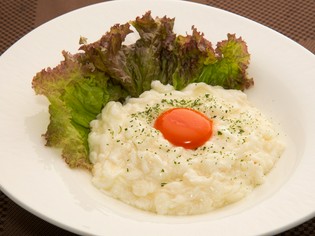 口の中に広がるふわふわの食感が楽しい『白身魚の卵白炒め』