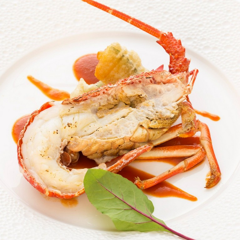 世界中の海老料理をワインと共に味わい尽くす