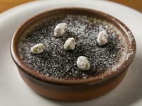 香ばしく風味豊かな『ピスタチオのクレームブリュレ』