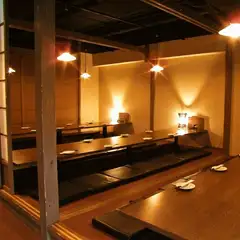 モダンな雰囲気の店内。