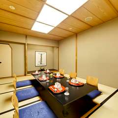 掘りごたつ・テーブルのお座敷をご用意