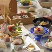 慶びの日に相応しい豪華な松風自慢の会席料理。
賀寿、お顔合わせ、記念日など様々なシーンでご利用いただけます。
2日前までにご予約ください。
