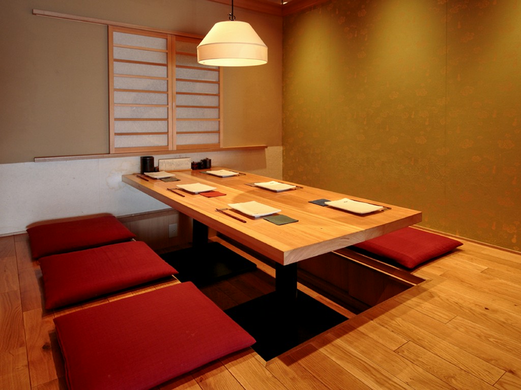 接待や商談、海外からのゲスト同伴の会食に最適