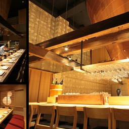  特上レバーや鴨肉入つくねをはじめとする希少部位鳥幸本格串7本などが堪能できる鳥幸満喫コース。