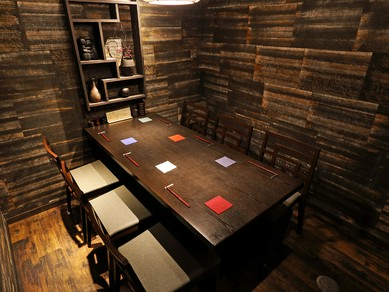大切な方との会食や接待、商談にもおすすめの個室完備