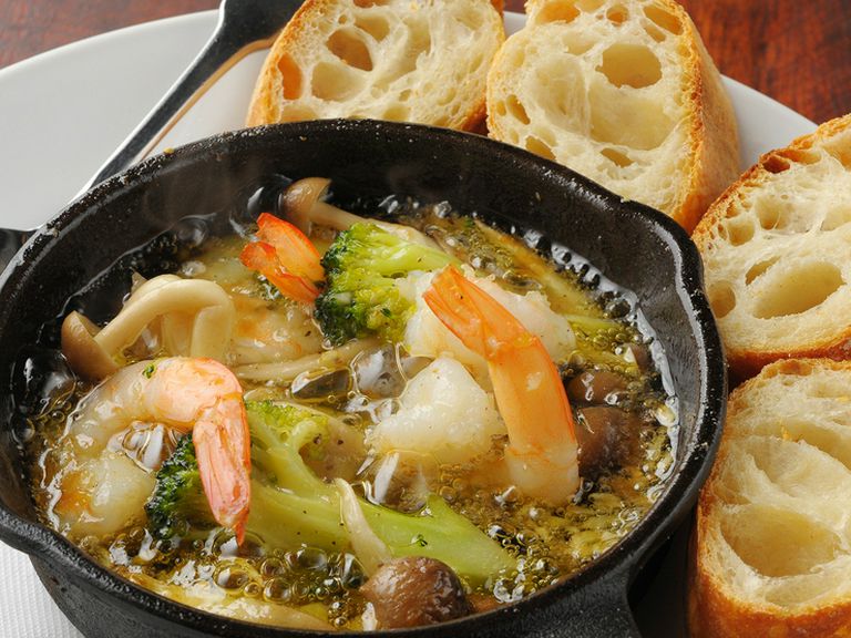 あっつ熱をご提供『小エビのアヒージョ』