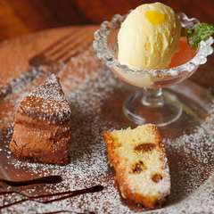 女子に大人気！『お好きなデザート3種盛り合わせ』