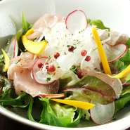 有機野菜をふんだんに使用
