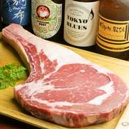 国産A4和牛を筆頭に様々な地域から仕入れた絶品・特選のお肉を提供中。ご家族・お仲間と、いつもとひと味違った肉の旨味を愉しみたいなら、ぜひご来店ください。炙り肉寿司・ステーキ・タッカルビなど多種。