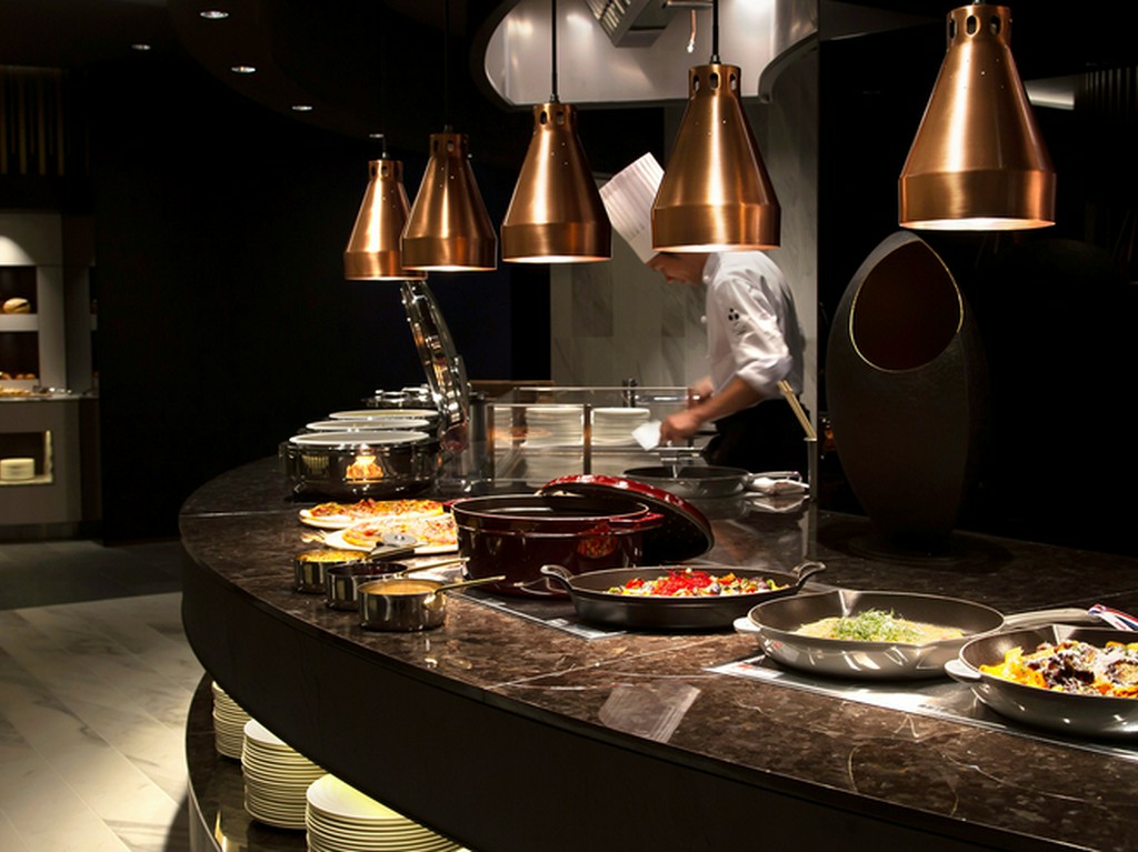 目の前でつくる、ライブ感たっぷりの演出