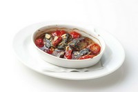 JAPANESE－STYLE OIL SARDINE AND CHERRY TOMATO AJILLO