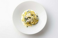 LEMON CREAM PASTA WITH OYSTERS AND SPINACH
Regular：1529円
Large：2189円