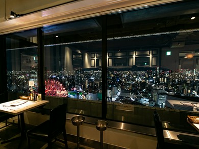 大切なディナーに。31階からの夜景が見える特等席