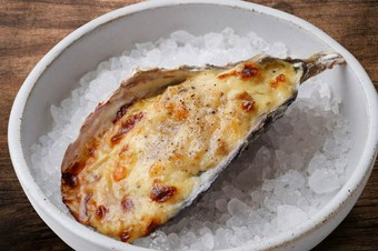 梅田ステーションオイスターバー阪急グランドビル店 梅田 大阪駅 オイスターバー のグルメ情報 ヒトサラ