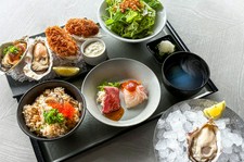 メインが選べる、ランチ限定オイスターコース　スペシャルをご用意いたしました！
