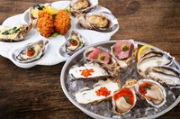 生牡蠣/魚介とトマトソースのオイスター /レモンソースとイクラのオイスター/ローストビーフとわさびのオイスター/ウニと牡蠣醤油の焼き牡蠣/オイスターロックフェラー/牡蠣のバターソテー/ カキフライ