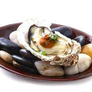 人気NO1のウニと牡蠣醤油の焼き牡蠣です。
