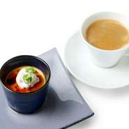 1.ウニのペペロンチーノカラスミかけ
※Lサイズは＋￥610（税込￥671）