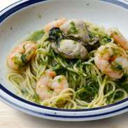 4.牡蠣　エビ　青海苔の和風パスタ
※Lサイズは＋￥610（税込￥671）