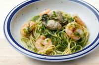 4.牡蠣　エビ　青海苔の和風パスタ
※Lサイズは＋￥610（税込￥671）
