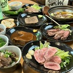 ゆでたん、たんシチュー、たん焼と野菜料理が2品、〆にはたん雑炊までついてこの価格！