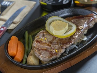 すべてのステーキ料理に使用している自家製『ステーキソース』