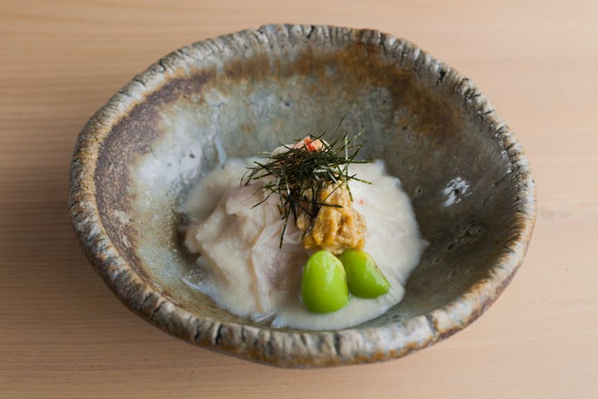 冷菜から温菜まで、日本酒とのペアリングも抜群の逸品を