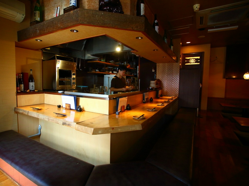 まるで我が家のような寛ぎの空間。少人数からの貸切も可能です