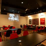 スタイリッシュだけど肩の凝らない雰囲気の中で、厳選素材でつくるイタリアンとよく合うワインを堪能する。三拍子そろった合コンなら、参加者の満足度もアップします。