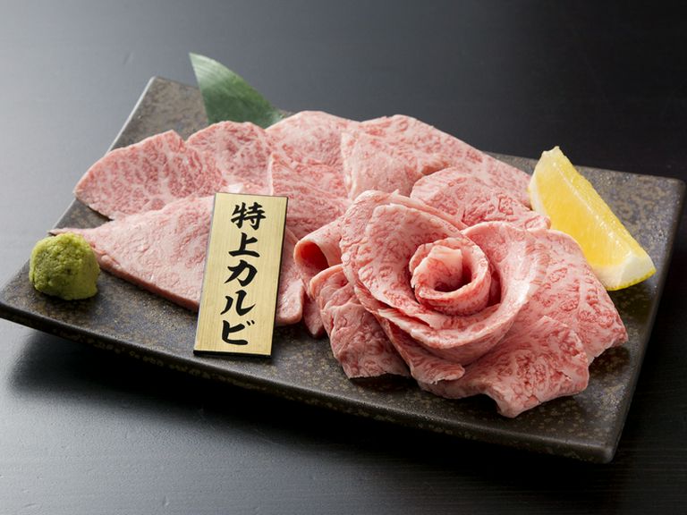 とろけるような柔らかさの『特上カルビ』