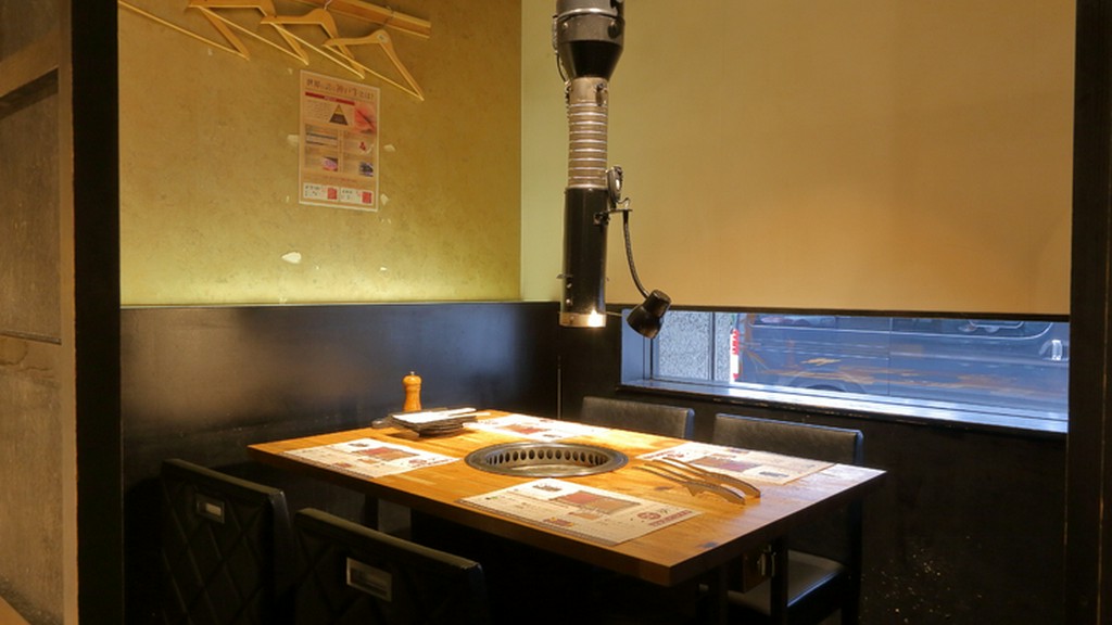 予約必須！4名まで使える個室を2部屋完備