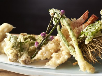 旬の食材を天ぷらに