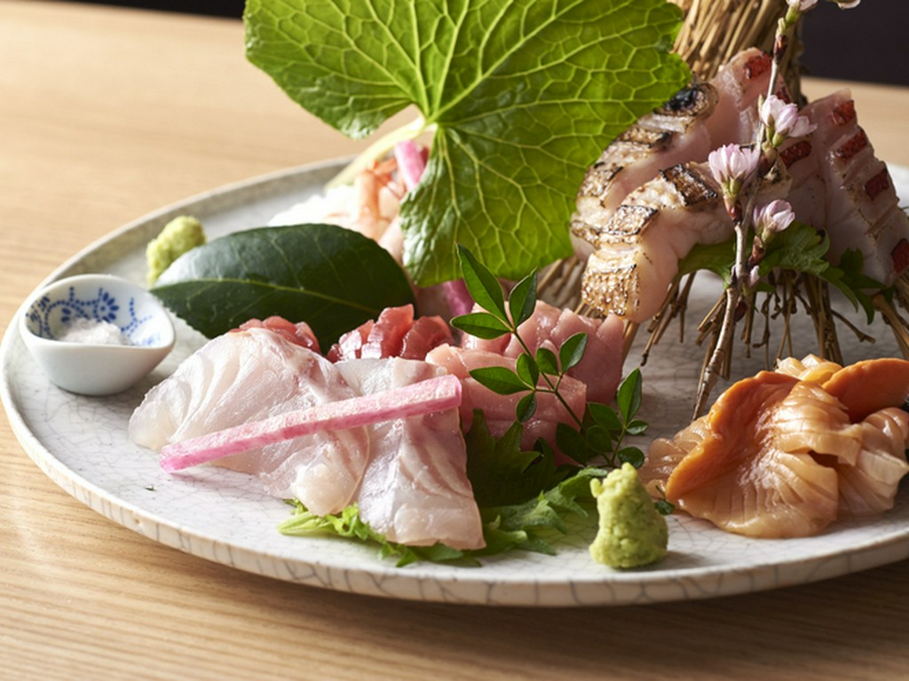 毎日仕入れる新鮮なお魚