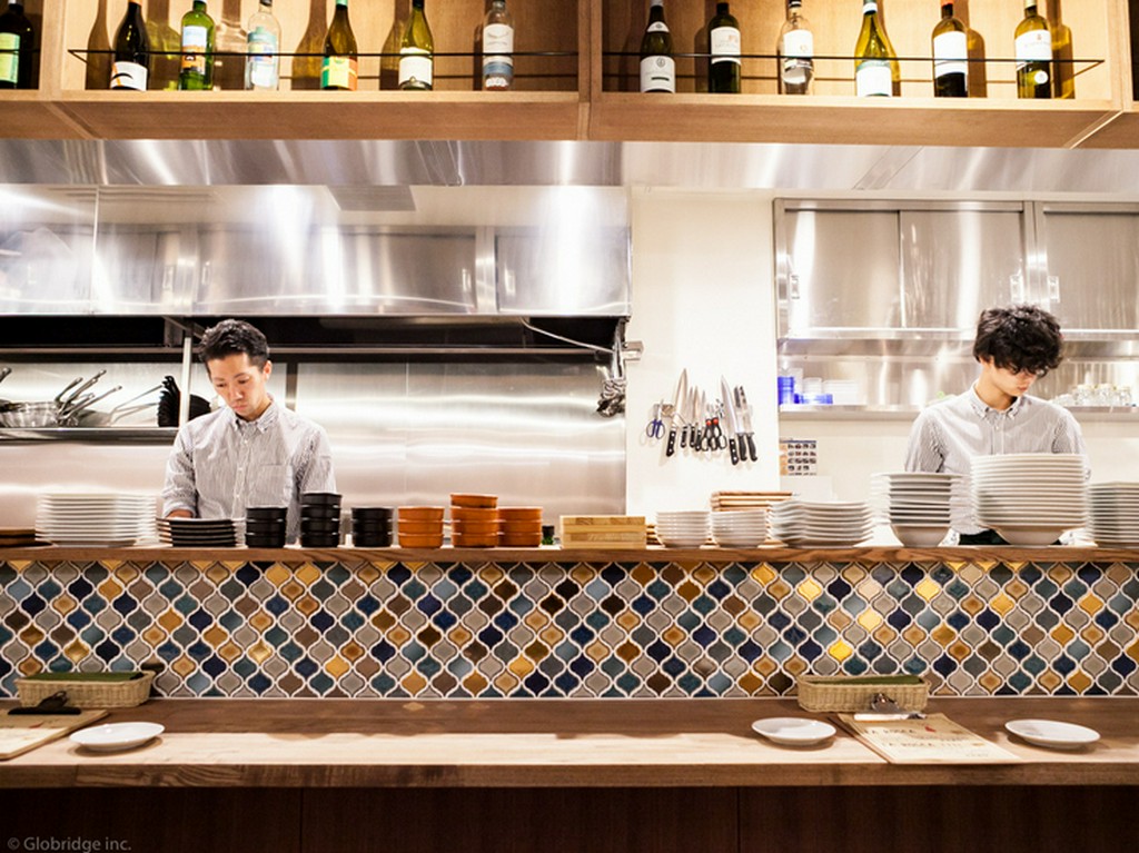 おひとりさまでもゆったり座れます