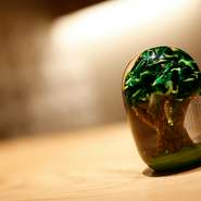 店内には思わず写真に納めたくなるかわいいガラス小物がいっぱい。