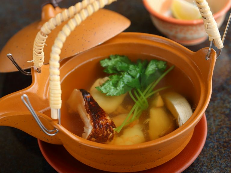 松茸の芳香を愉しむ『松茸土瓶蒸し』